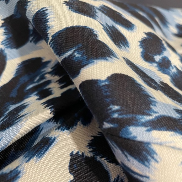 Diane Von Furstenburg snow cheetah Blue Gemma skirt - Picture 4 of 5